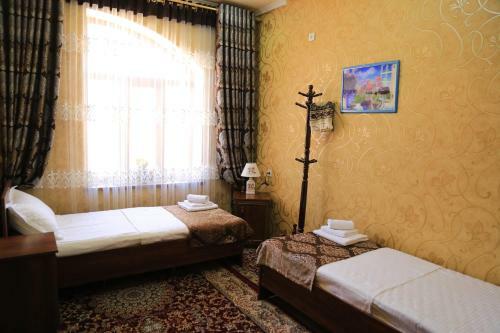 Hostal Nihol Hotel