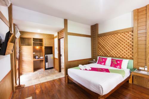 Hotel Ruentara Resort & Villa Buriram