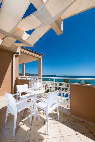 Bed & Breakfast Blue View 2