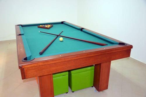 Moradia Fant�stica Com Piscina A 5 Min Da Praia