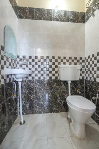Hotel Oyo 65287 Ns Guest House