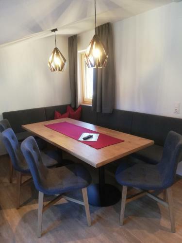 Hostal Pension Edelwei�