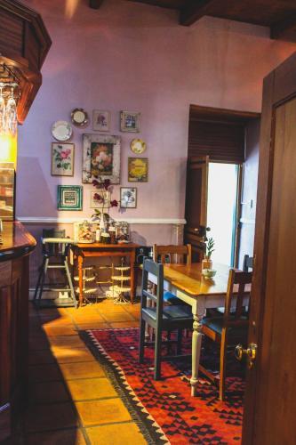 Pontac Manor Hotel & Restaurant