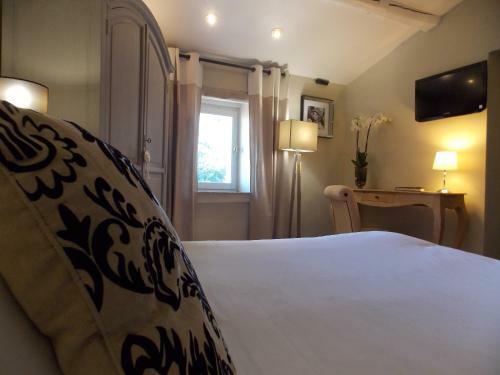 Hotel Hostellerie Le Roy Soleil