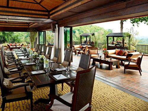 Hotel Anantara Golden Triangle Elephant Camp & Resort