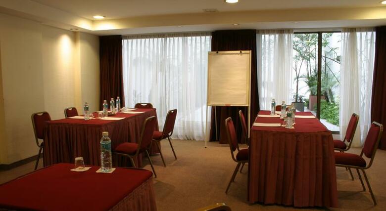 Hotel Obelisco Center Suites
