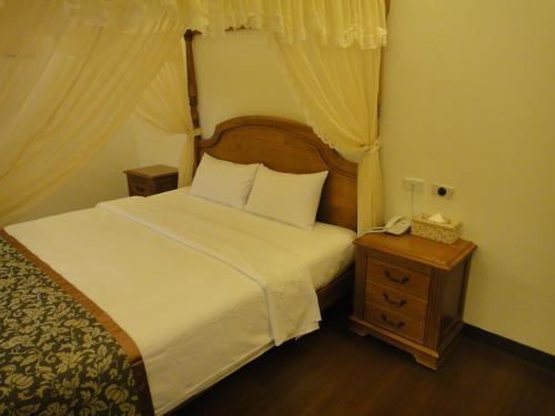 Chat Hot Spring Resort