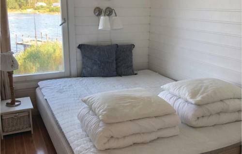 Holiday Home Revsandsv�gen Kristinehamn