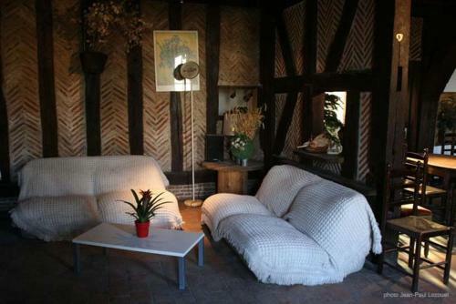 Bed & Breakfast G�te D'�tape Ecuries De St Cyr