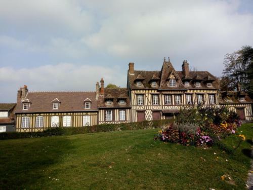 Bed & Breakfast Happy Days