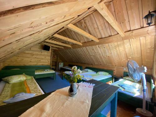 Hostal Pension Csom�d