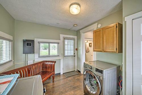 Historic Noblesville Home With Private Yard!