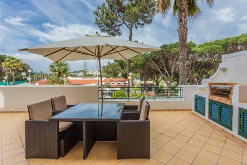 T2 Tennis Apartment
