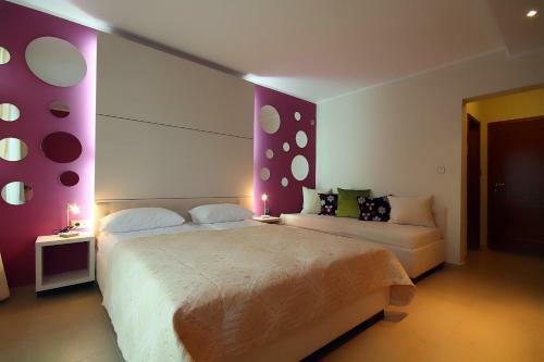 Hostal Domador Rooms & Apartments