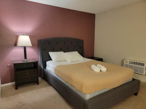 Hotel Comfortable Double Bed Unit(c23)