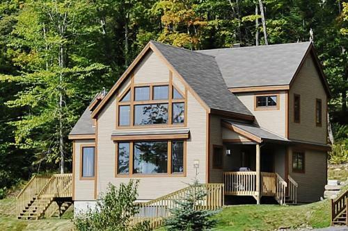 36- Chalet � Louer � Stoneham