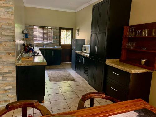 Hostal Douglas Villas