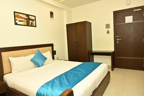 Blue Arrow Hotel Karwar