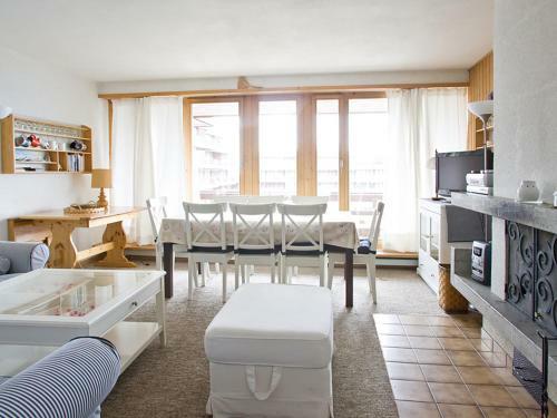 Apartment Arzinol 402