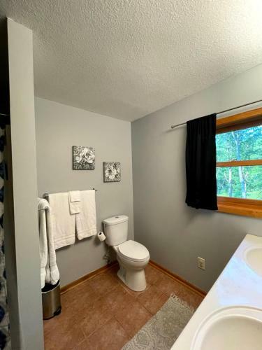Peaceful Wooded Getaway - Near Mille Lacs