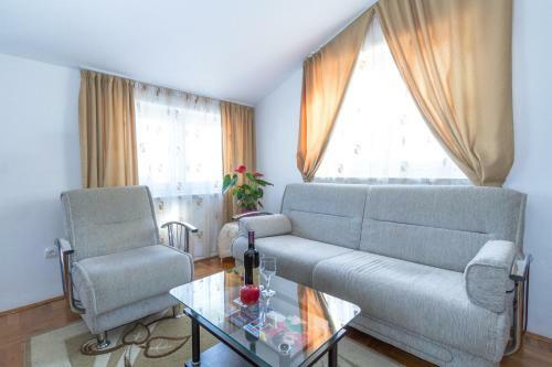 Apartments Elena