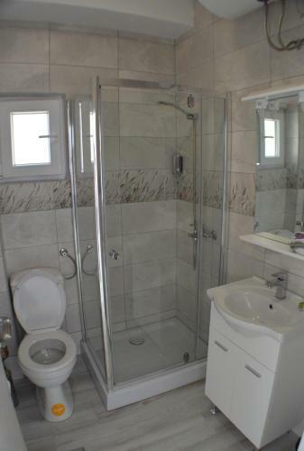 Hostal Apartments Mm