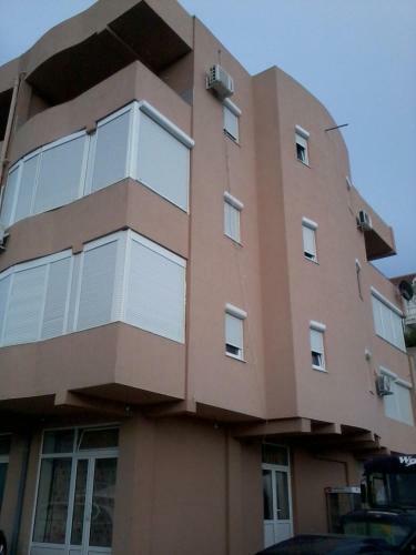 Apartments Pekovic