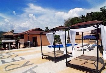 Hotel Lanta Halabala Resort
