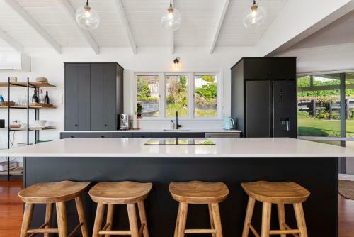 Bonnie Doon - Acacia Bay Holiday Home