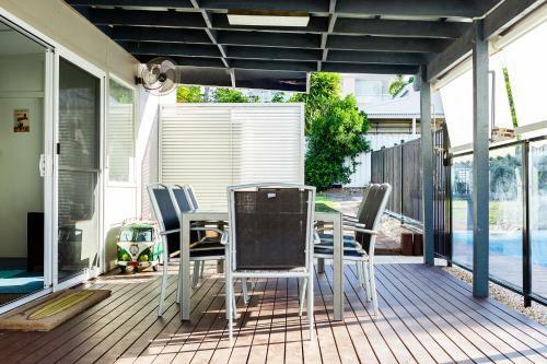 Beach & Bay Holiday Rental - Nelson Bay