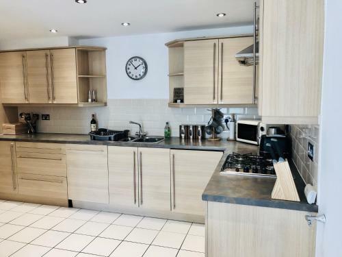 Greenway Stays Beautiful 5 Bed House 23nl