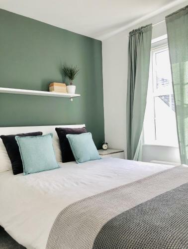 Greenway Stays Beautiful 5 Bed House 23nl
