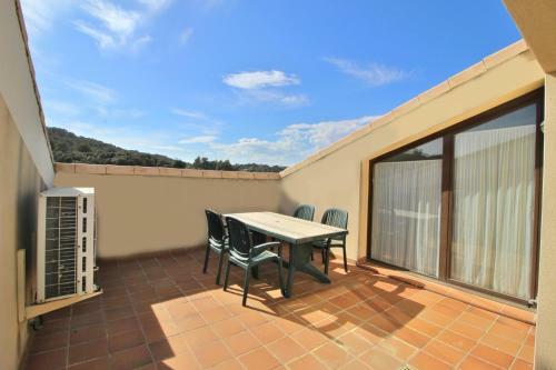 Apartamento Al24 D�plex 300 M Playa Fenals, Costa Brava