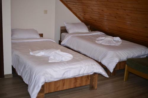 Hostal Entire Rental House-white House Gudauri
