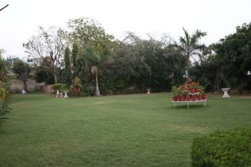 Hotel Green Club