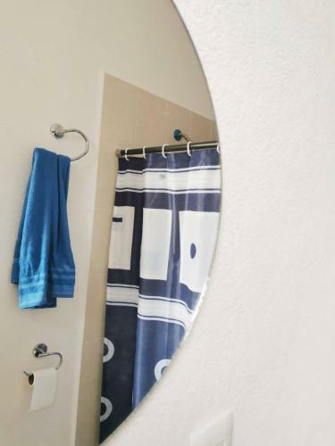 Apartamento:wifi/alberca/aire Ac/lavadora/parking