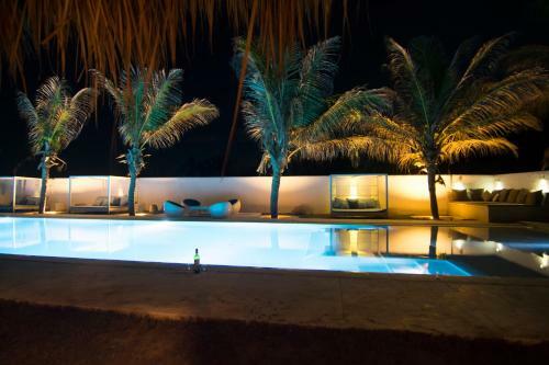 Hotel Dolphin Beach