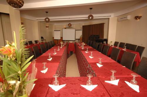 Hotel Royam