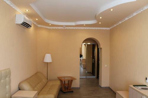 Metallurg Hotel