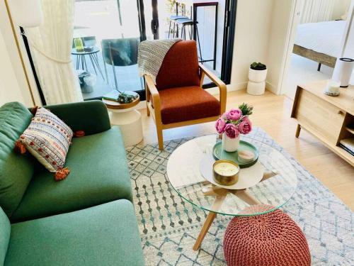 Exquisite 2br Apartment At M-city With Views