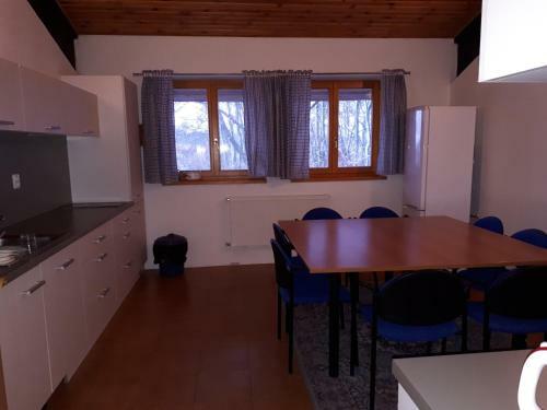 Hostal Banarka - Penzion, Camping, Caravan Park, Enduro