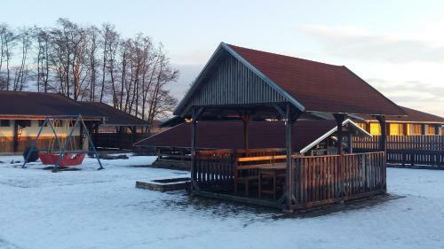 Hostal Banarka - Penzion, Camping, Caravan Park, Enduro