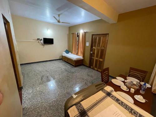 Peaceful 2-bedroom Apartment With Common Pool, Mandrem, Goa