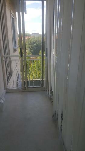 Apartamento T3 Lumineux Dans Petite Copro