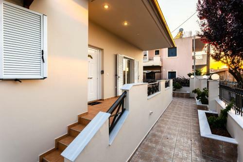 Filiatra Downtown Cozy Retreat - Homely Vibes