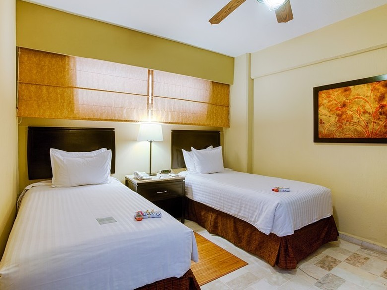 Hotel Barcel� Puerto Vallarta