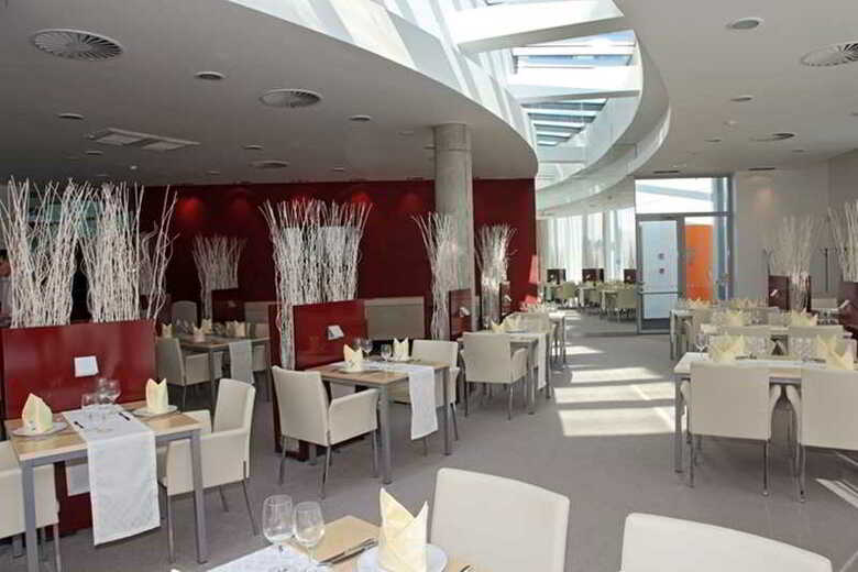 Orea Hotel Atrium