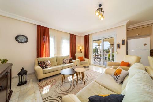 Astonishing Villa With 3 Shared Pools In Alanya Antalya