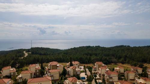 Astonishing Villa With 3 Shared Pools In Alanya Antalya