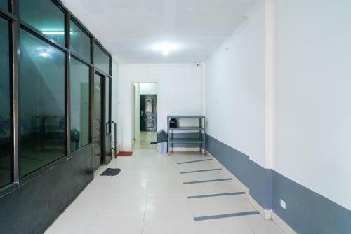 Hotel Reddoorz @ Aralia Harapan Indah